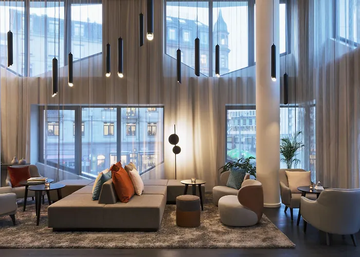 By Marriott Frankfurt Center מלון