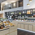 Hotel By Marriott Frankfurt Center