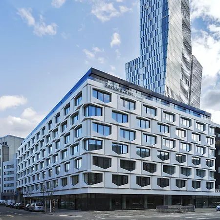 酒店 By Marriott Frankfurt Center 美因河畔法兰克福