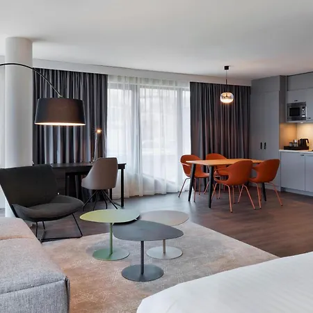 By Marriott Frankfurt Center