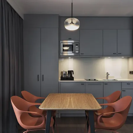 By Marriott Frankfurt Center