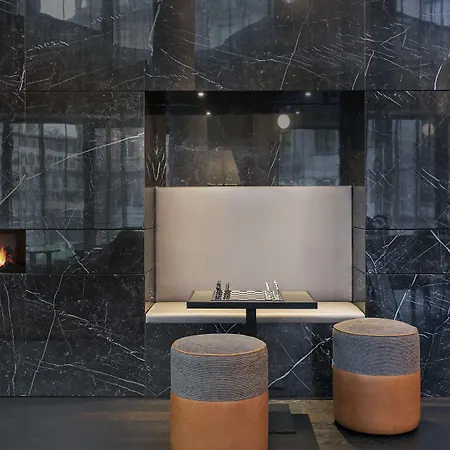 Hotel By Marriott Frankfurt Center