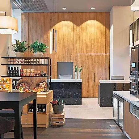 By Marriott Frankfurt Center 4*