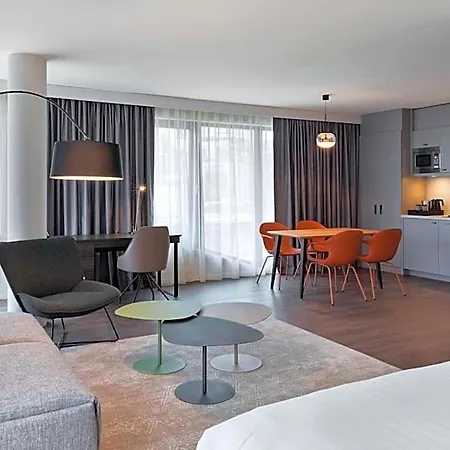 By Marriott Frankfurt Center 4*