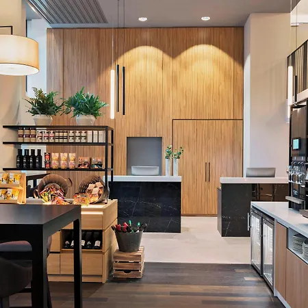 فندق By Marriott Frankfurt Center 4*