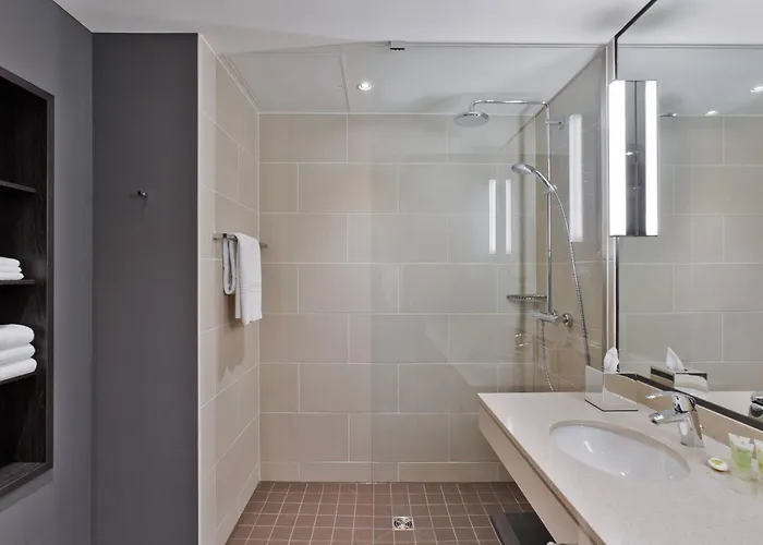 By Marriott Frankfurt Center 4* Φραγκφούρτη