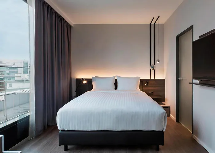 By Marriott Frankfurt Center 4*