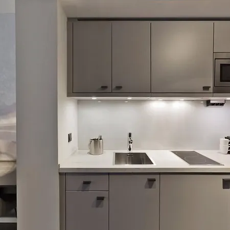 By Marriott Frankfurt Center