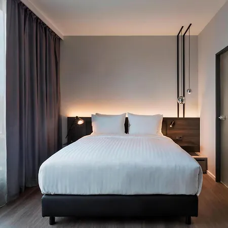 By Marriott Frankfurt Center 4*