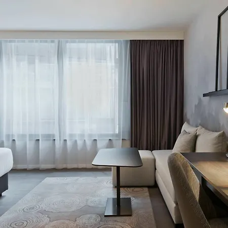 By Marriott Frankfurt Center